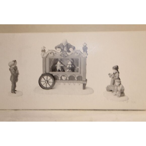 Dept 56 Dickens Village - The Old Puppeteer - Picture 2 of 6